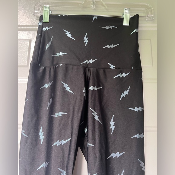 Emily Hsu Lightning Bolt foil sneakers legging size Small - Picture 6 of 12